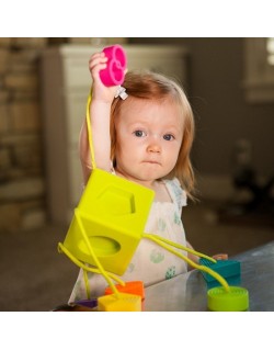 Oombee atradimų kubas- Lavinamieji žaislai kūdikiams