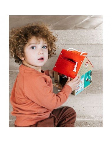 Lilliputiens veiklos namukas - Lavinamieji žaislai vaikams Lilliputiens veiklos namukas - Lavinamieji žaislai vaikams