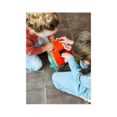 Lilliputiens veiklos namukas - Lavinamieji žaislai vaikams