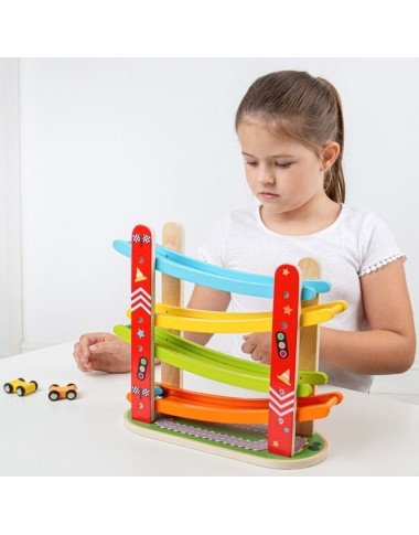 Medinis mašinėlių paleidimo garažas - mediniai žaislai vaikams Medinis mašinėlių paleidimo garažas - mediniai žaislai vaikams