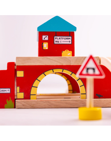 Bigjigs virszemes dzelzceļa stacija - Koka vilcieni - Lapute.lt