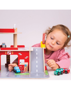 Bigjigs medinis mašinų garažas - Mediniai žaislai vaikams