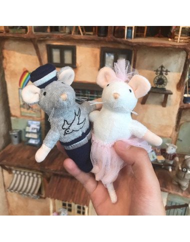 The Mouse Mansion pelytė Ella - Kūrybiniai žaislai vaikams nuo 5 metų The Mouse Mansion pelytė Ella - Kūrybiniai žaislai vaikams nuo 5 metų