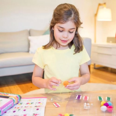 Pompomsų vėrinio gamybos rinkinys - Rankdarbių rinkiniai vaikams