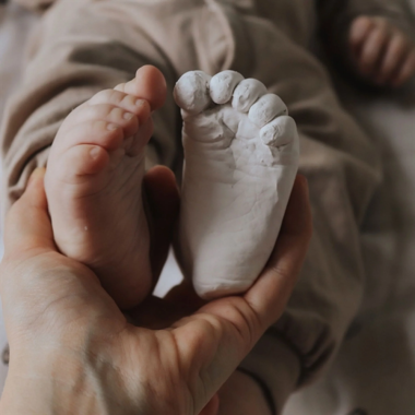 Kūdikio rankos ir pėdos 3D rinkinys - pėdos išliejimas