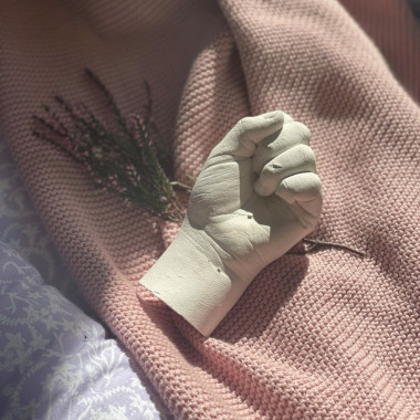 Kūdikio rankos ir pėdos 3D rinkinys - rankos išliejimas