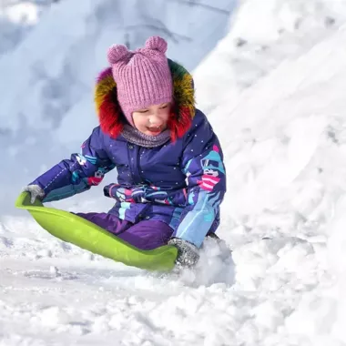 Plastikinė čiužynė SliBi - pašikniukas ir čiuožianti mergaitė