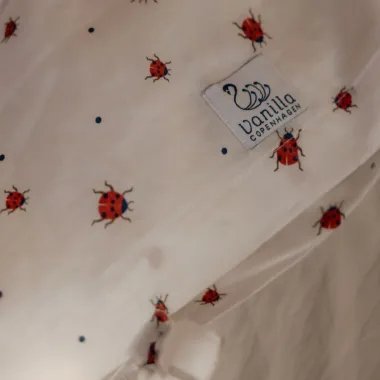 Brūns dvielis ar kapuci bērniem - Lapute.lt