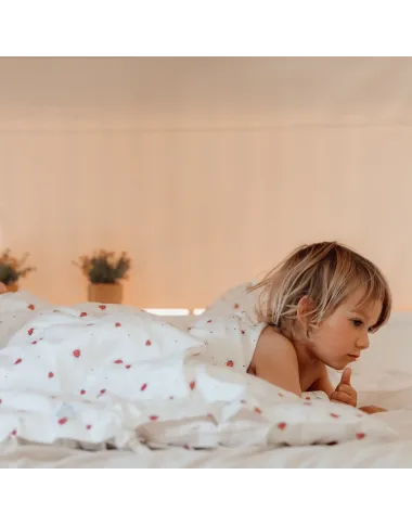 Brūns dvielis ar kapuci bērniem - Lapute.lt