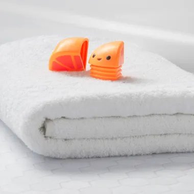 Skip Hop vonios žaislas Limonadas - apelsinas ant rankšluosčio