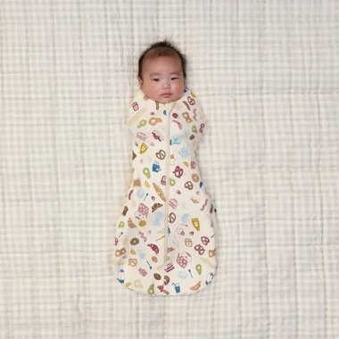 ergoPouch Swaddle miegmaišis kūdikiui 1.0TOG (0-3 mėn.) ir gulintis kūdikis