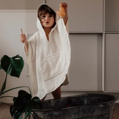 Krēmkrāsas pončo 2-6 gadus veciem bērniem - Lapute.lt