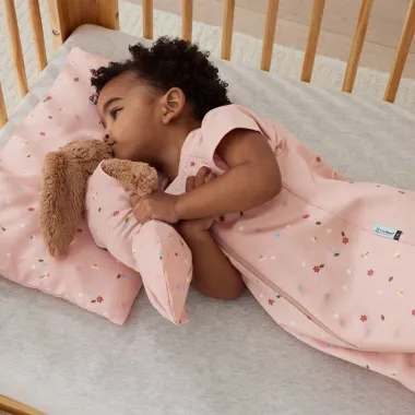 ergoPouch rozā bērnu spilvens Gėlytės - Lapute.lt