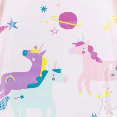 Miniland seilinukas su rankovėmis Pasaka - iliustracijos vaizdas iš arti