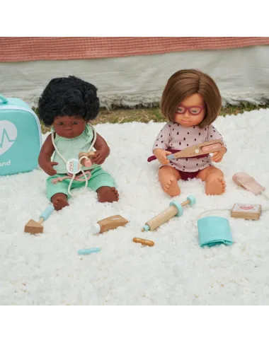 Miniland 3 drēbju komplekti lellei (38 cm)