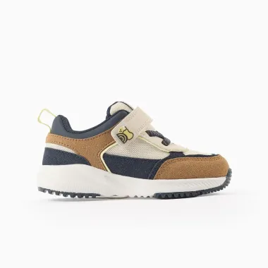 Vaikiški sportiniai rudi batai (19-24) - vaizdas iš šono