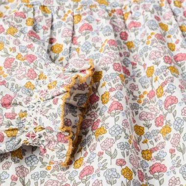 Medvilninė gėlėta suknelė (6/9-24/36 mėn) - raukti rankogaliai iš arti