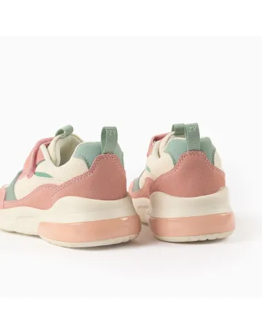 Šviečiantys sportiniai batai mergaitėms (25-32) - matosi, kaip šviečia padas