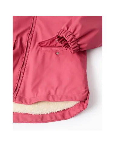 Rausva lietaus striukė (3/4-13/14 m) - vaizdas iš priekio Rausva lietaus striukė (3/4-13/14 m) - vaizdas iš priekio