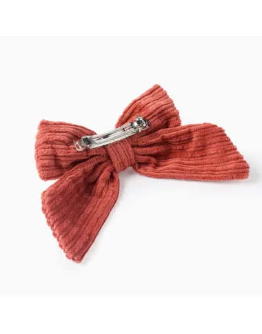 Oranžinis velvetinis plaukų segtukas - vaizdas baltame fone