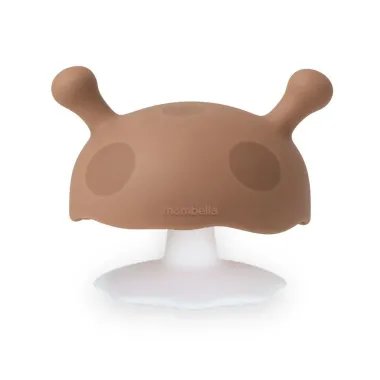 Mombella kramtukas Grybas rudas - vaizdas baltame fone