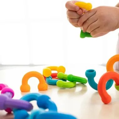 Fat Brain Toys sensorā konstruktors Plip Links| Lapute.lt