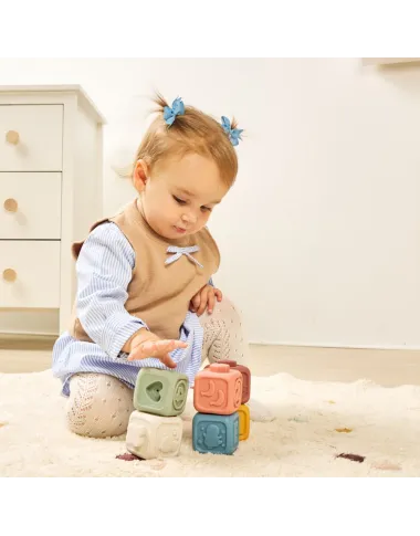 Miniland minkštos silikoninės sensorinės kaladėlės kūdikiams.