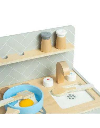 Bigjigs mini medinė virtuvėlė su keptuve ir įrankiais Bigjigs mini medinė virtuvėlė su keptuve ir įrankiais