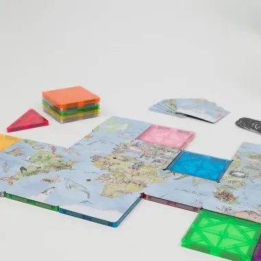 Magnetinis konstruktorius ir pasaulio žemėlapis vaikams.