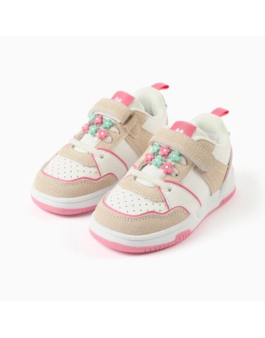 Rausvi sportbačiai mergaitei su gėlėmis