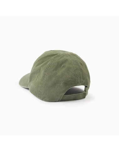 Zaļa cepure ar nagu (3/5–12/14) Zaļa cepure ar nagu (3/5–12/14)