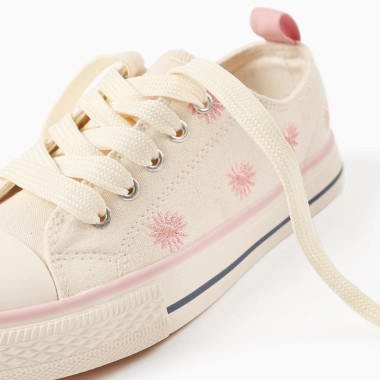 Patogūs vaikiški batai mergaitei su siuvinėtomis gėlėmis